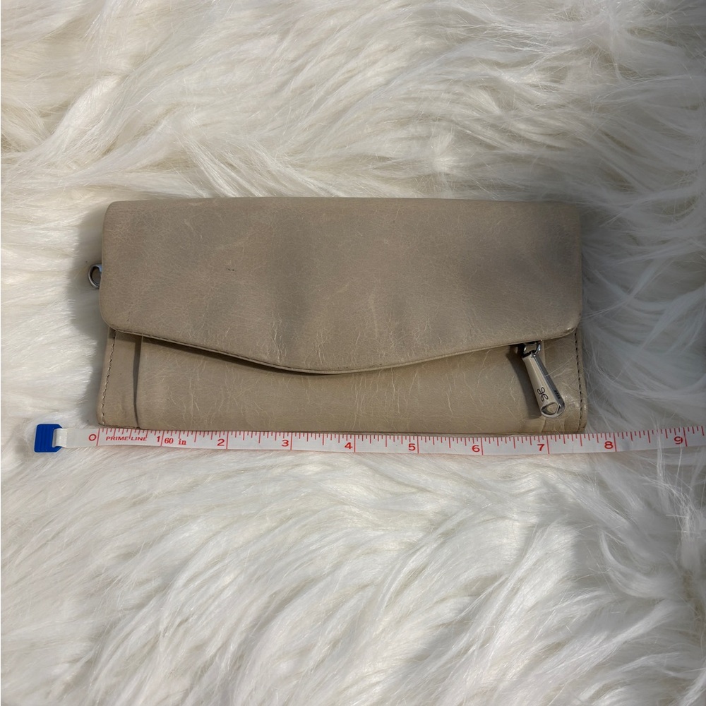 HOBO Adorable Cream Women's Wallet